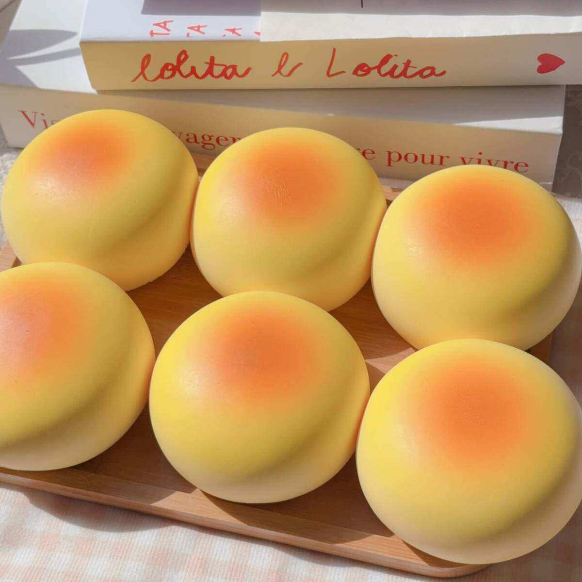 Simulation Milk Bread Squeeze  - Health Wellness Products recension och pris
